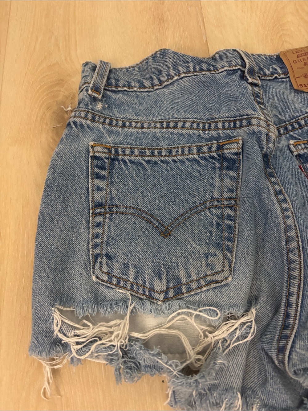 Vintage Levi’s 517 shorts - Picture 4 of 5